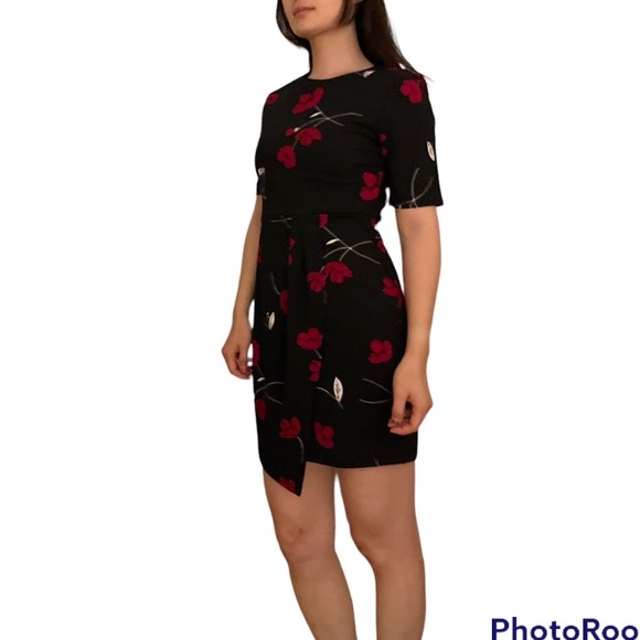 Suzy formal asymmetrical dress - Picture 3 of 7